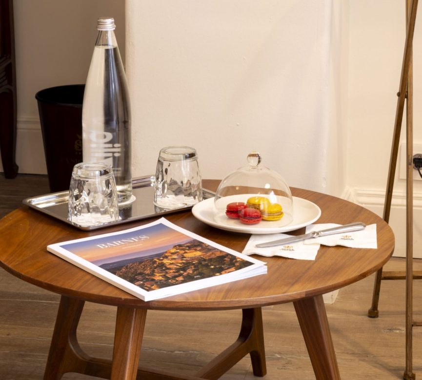 Photo - Suites details suite demeure hotel 5 etoiles corse scaled rgbwnr8jqfkrde24qwjelyki1as5crv730eik2shbs details-suite-demeure-hotel-5-etoiles-corse