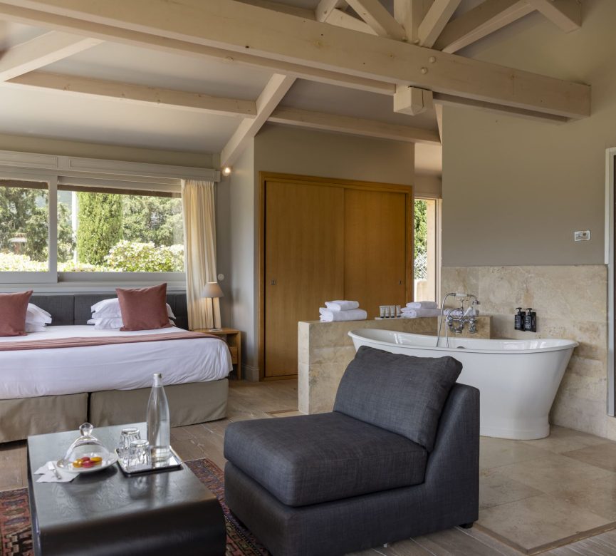 luxury hotel in Corsica, prestigious villa, master bedroom suite