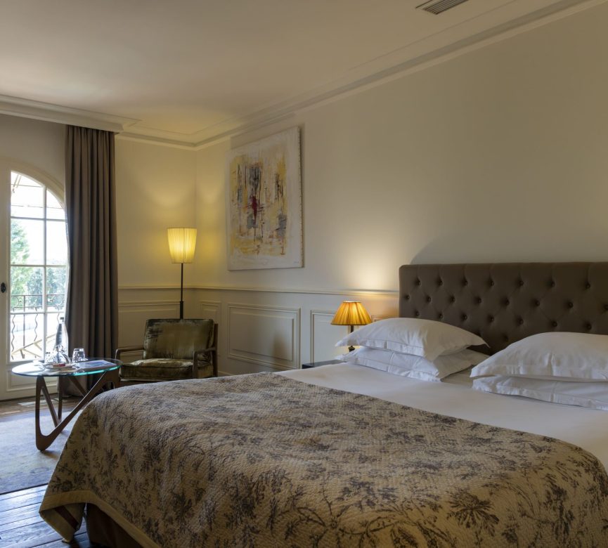 Photo - Suites suite demeure hotel 5 etoiles corse 1 scaled suite-demeure-hotel-5-etoiles-corse-1